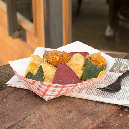 Karat  2.5 lb Food Tray Checkered Red image 0